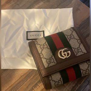 Authentic Gucci GG Orphidia Wallet